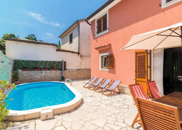 Two-bedroom In * Banjole