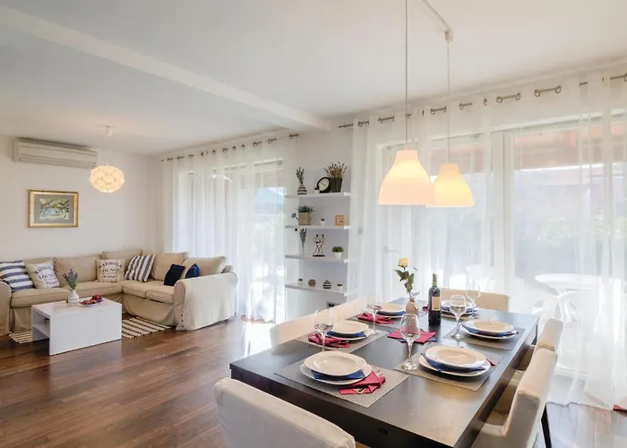 Casa vacanze Two-bedroom In *