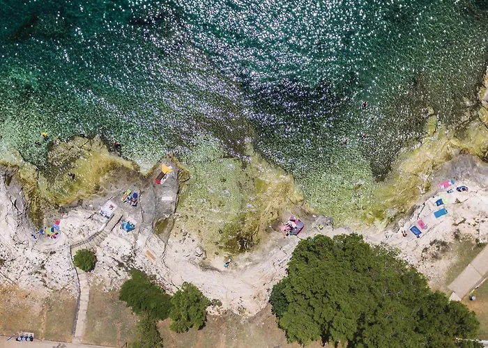 Two-bedroom In Banjole